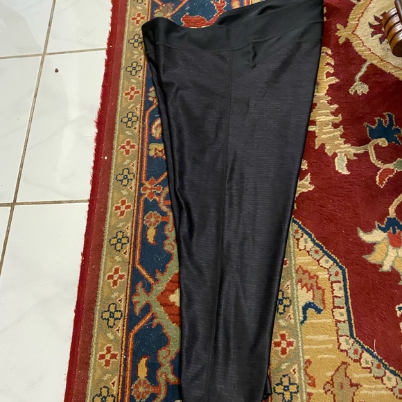 Under amour capris legging work out pants size L color black - Picture 5 of 5